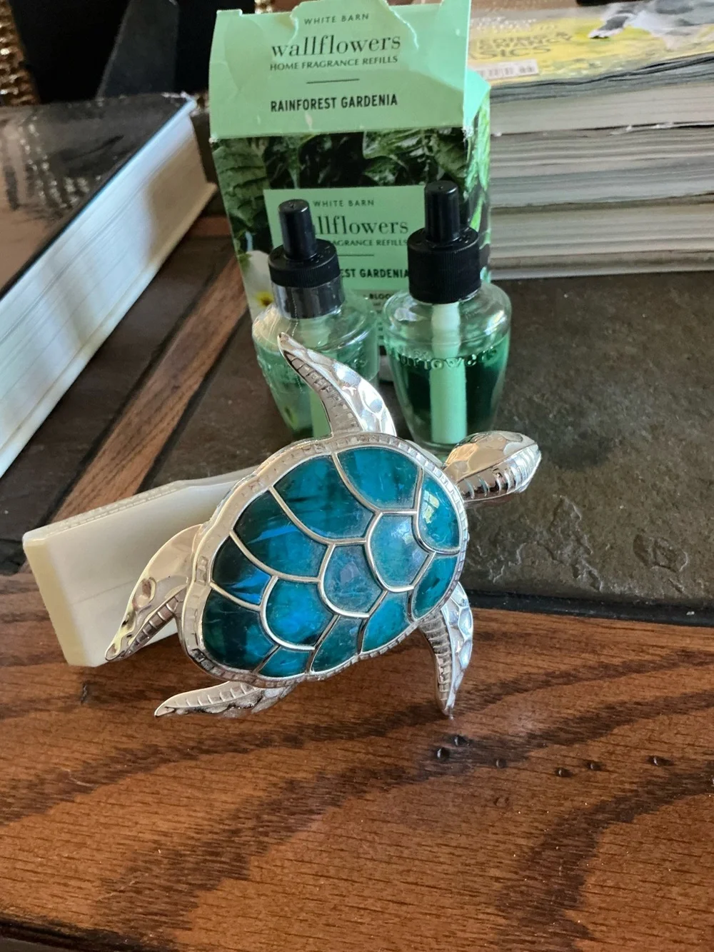 BATH & BODY WORKS TURTLE Nightlight + Rainforest Scent Refills, Night Light